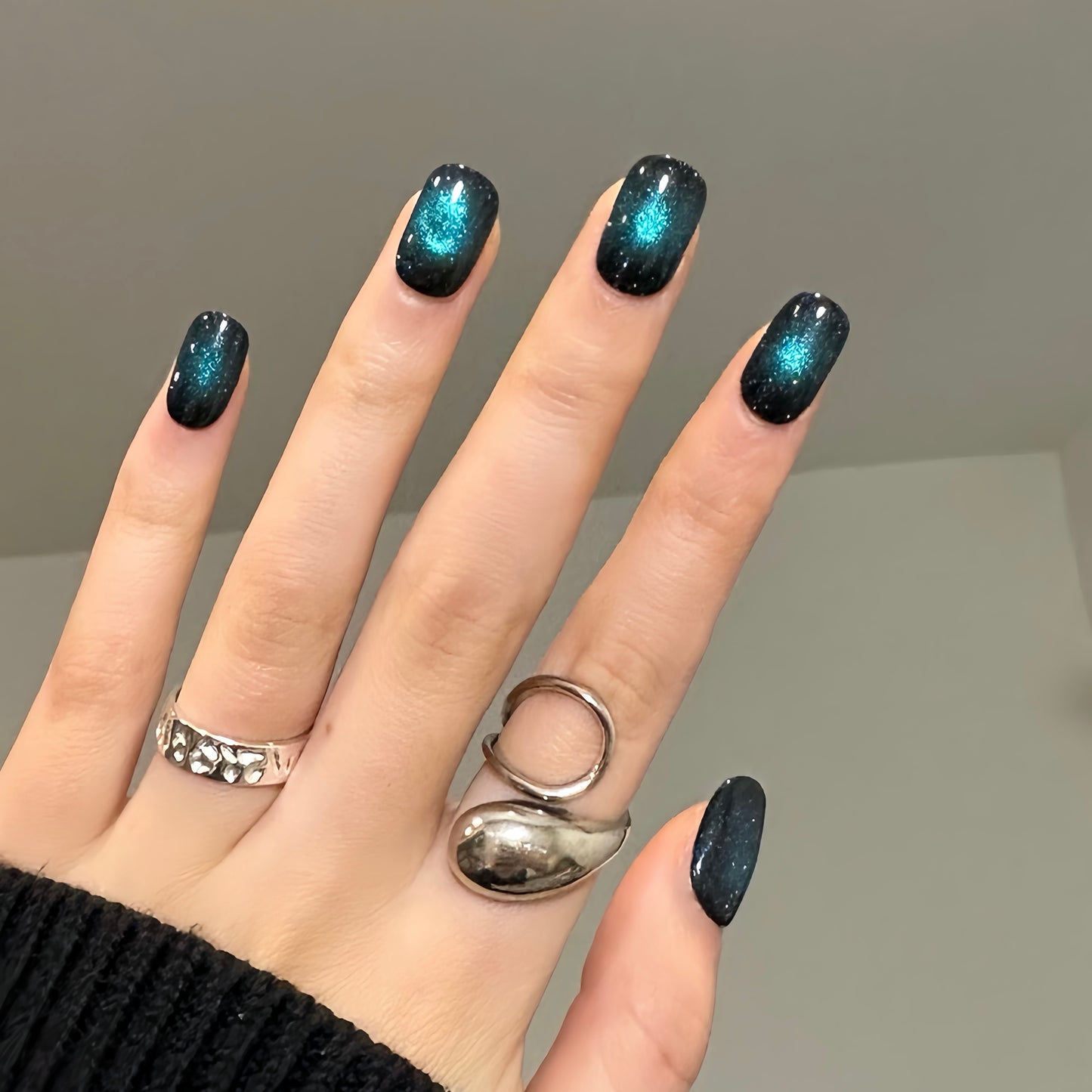 Alexandra | Handmade Press-on Nails