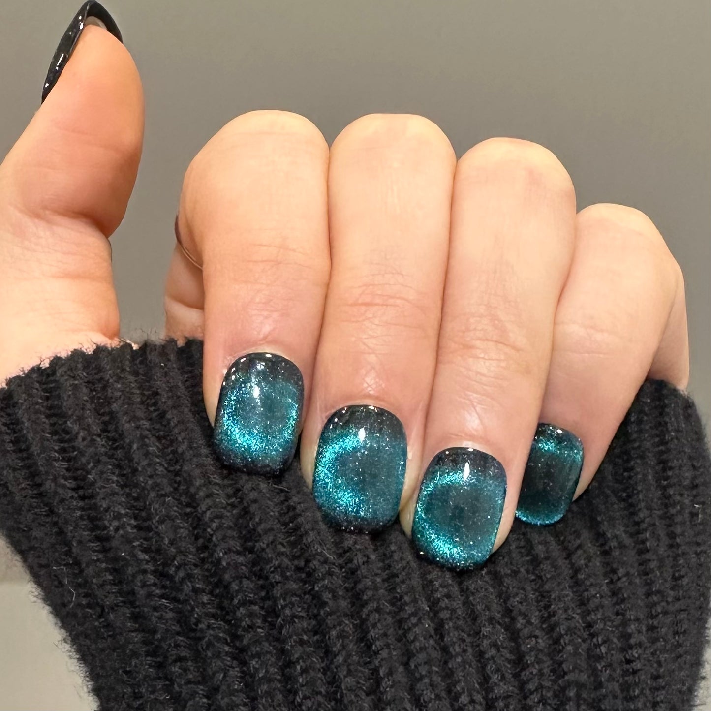 Alexandra | Handmade Press-on Nails