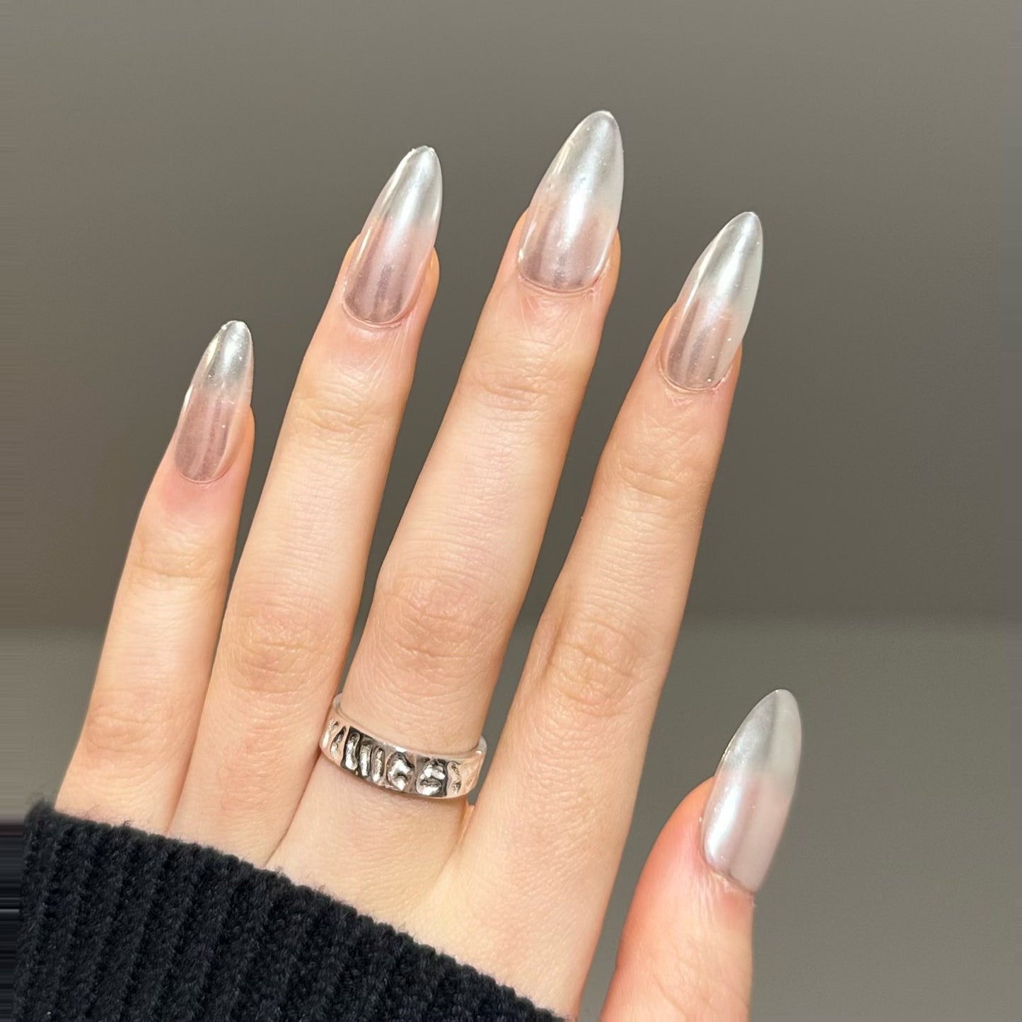 Lola | Handmade Press-on Nails